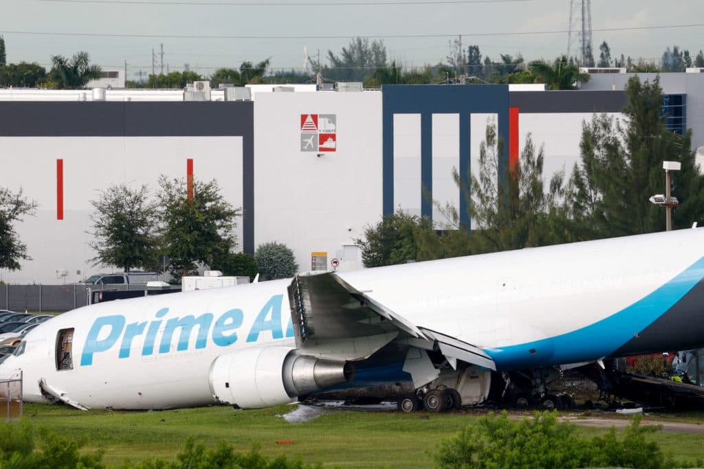 What went wrong before an Amazon cargo jet barreled off the runway in Miami
