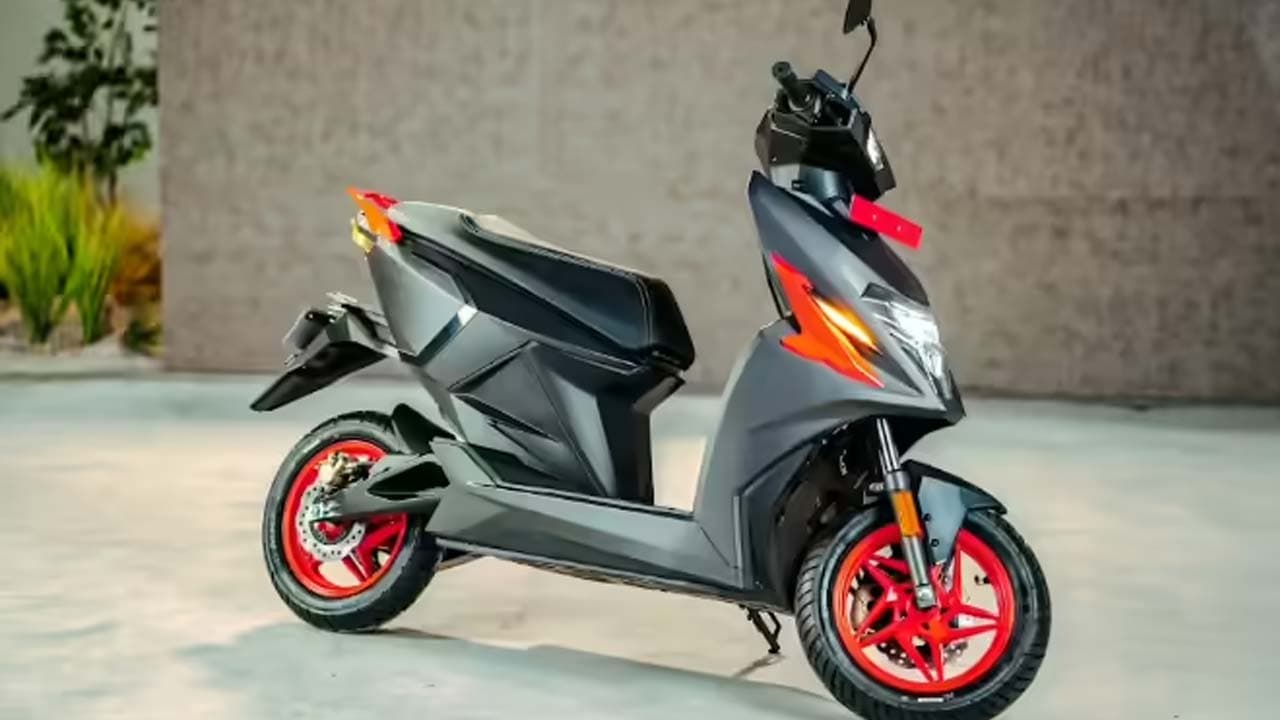Simple energy scooters: సింగిల్ ఛార్జ్ తో 243 కిలోమీటర్లు.. ఫీచర్లు.. ధర.. ఫుల్ డీటెయిల్స్