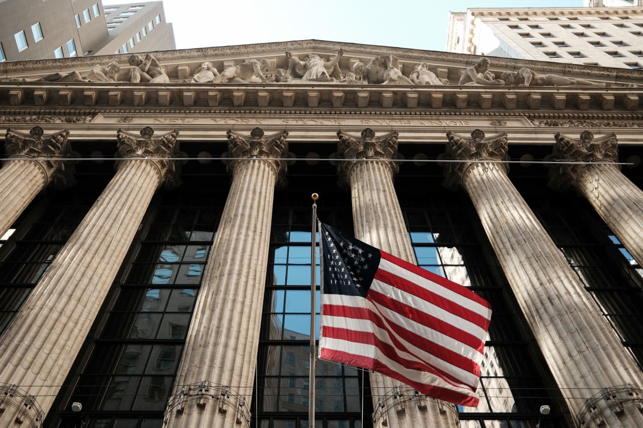 Vanguard’s S&P 500 index fund changed how we invest — but there may be a smarter way to get into the market