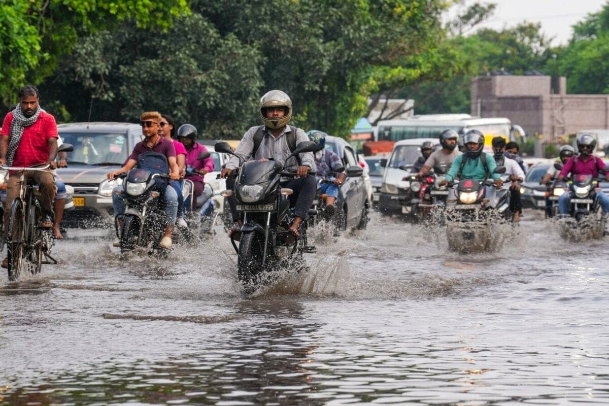 Delhi AQI Improves To 71 As Strong Winds Clear Pollutants, But Relief May Be Short-Lived