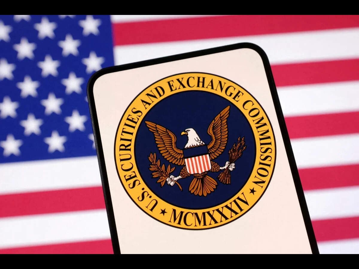 US SEC chairman moves to give states power over shareholder resolutions 