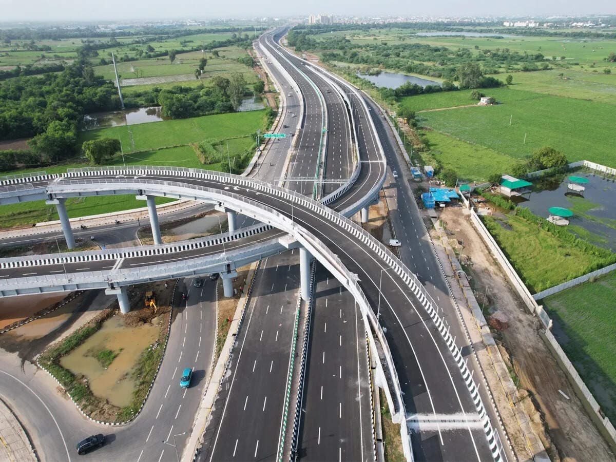 SC flags highway encroachments; asks NHAI why CCTV can't be installed at toll plazas 