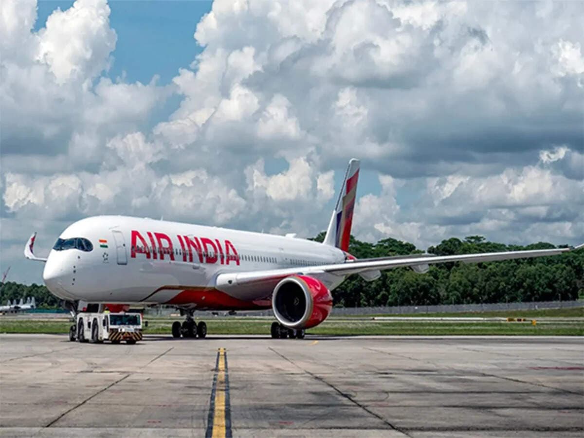 Phuket-Delhi flight: Probe finds hydraulic failure; pilot sacked 