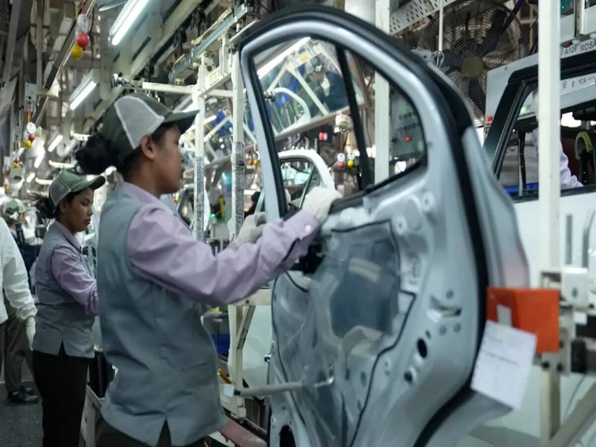 Electronics to make up 50-55% of car cost by 2030, signalling major localisation opportunity: BCG-ACMA 