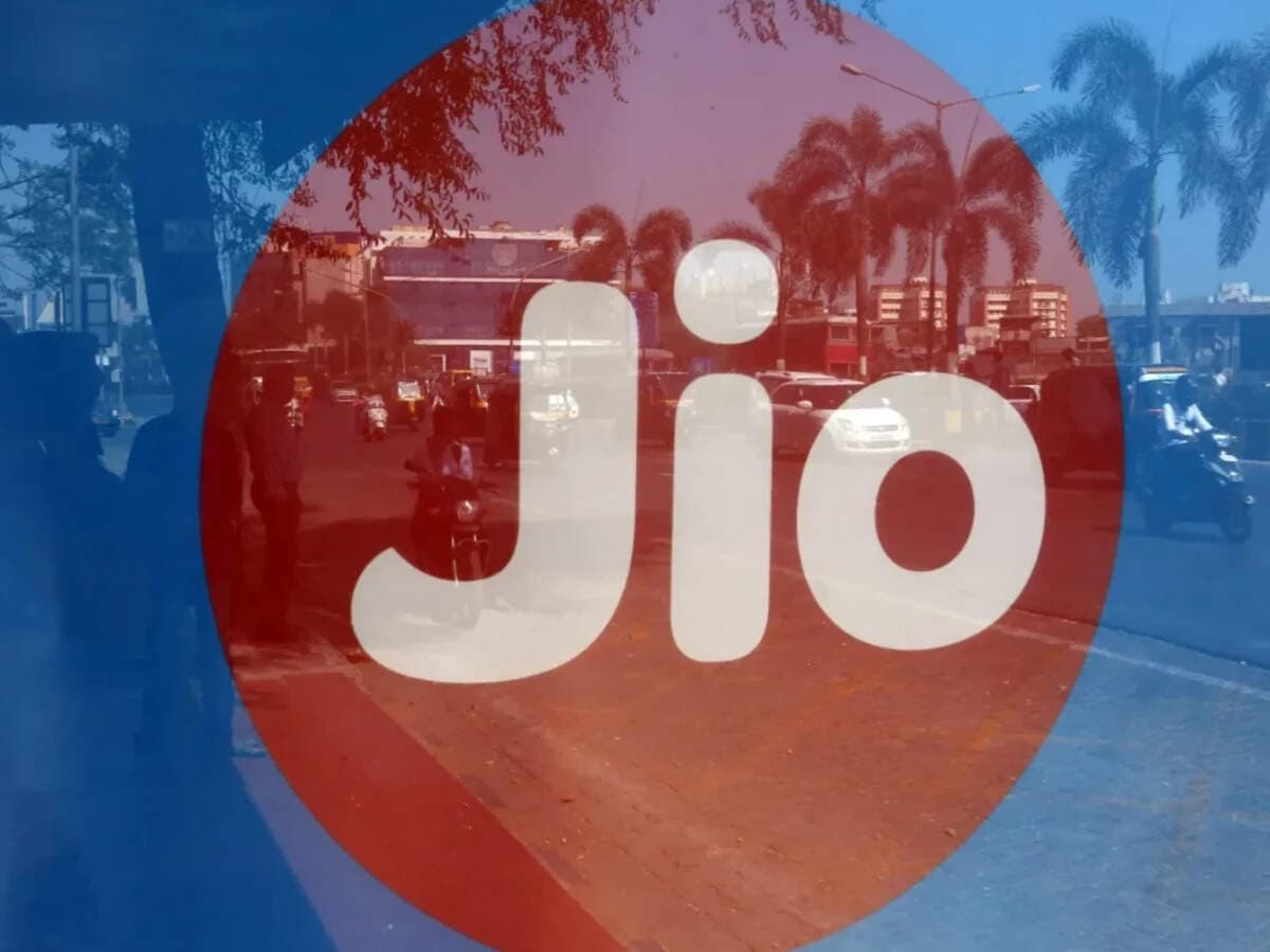 Jio Payment Solutions launches cross-border payments to connect exporters with global markets