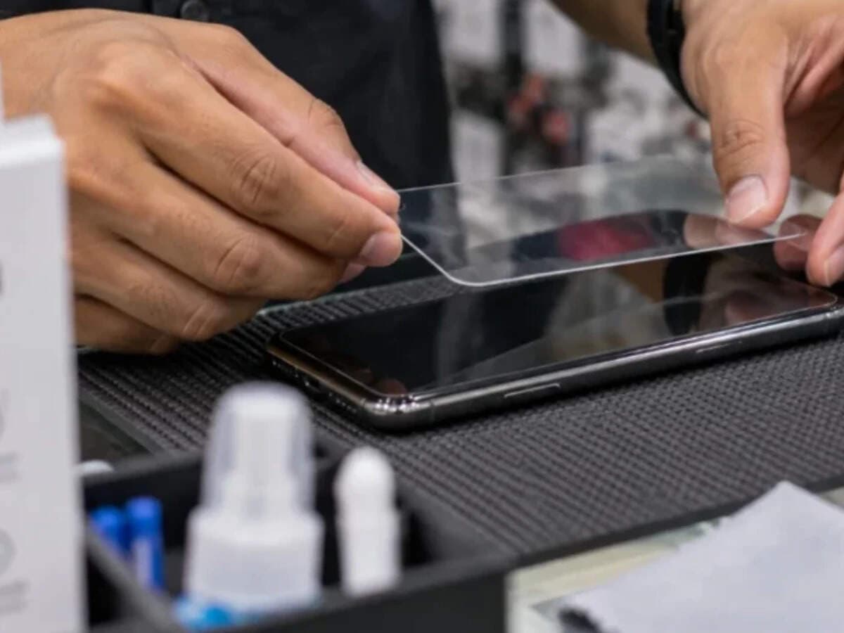 Govt brings smartphone screen protectors under mandatory registration rule effective Apr 1