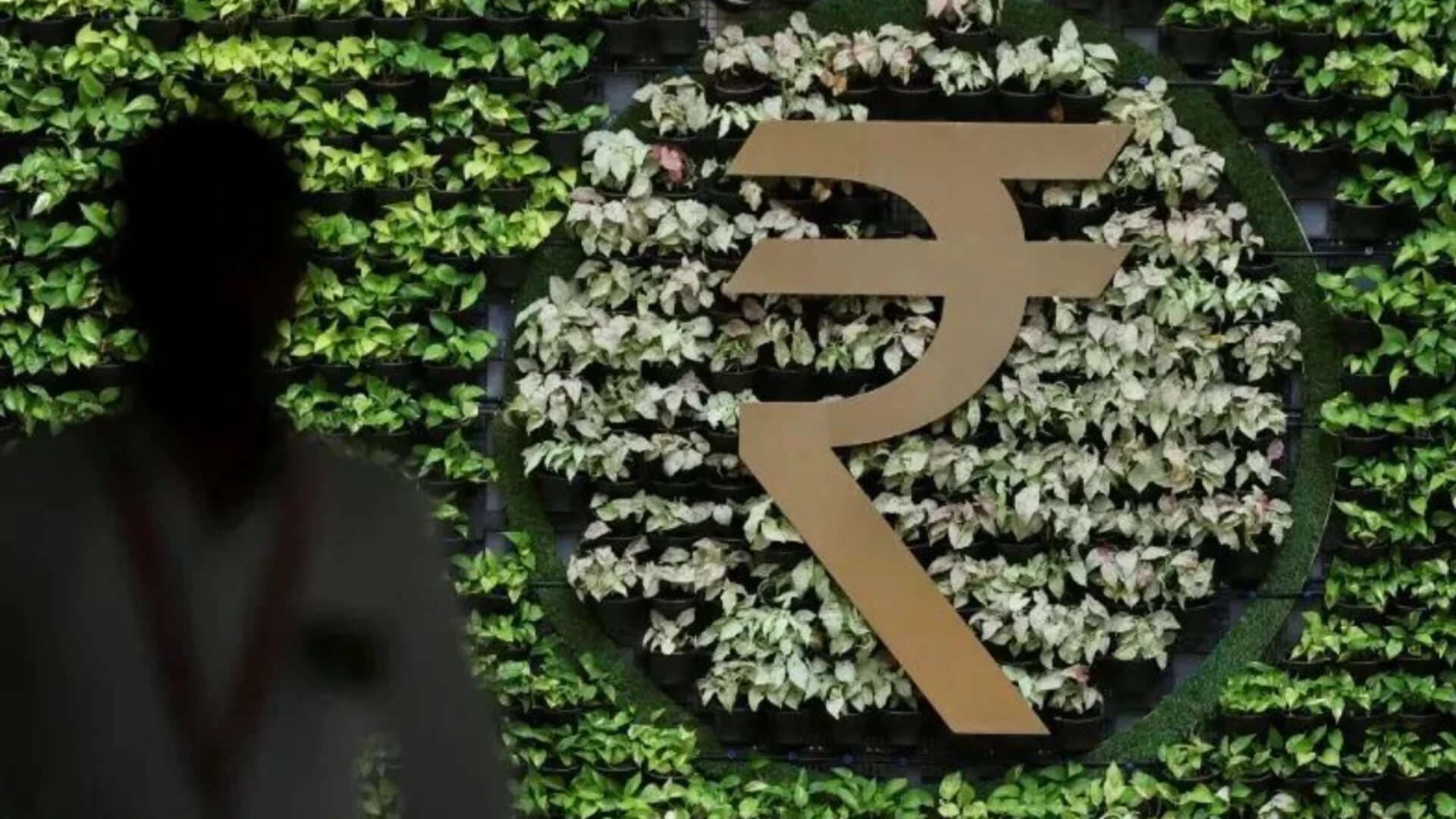 Rupee strengthens to 95.59 amid drop in oil prices &amp; RBI dollar sales