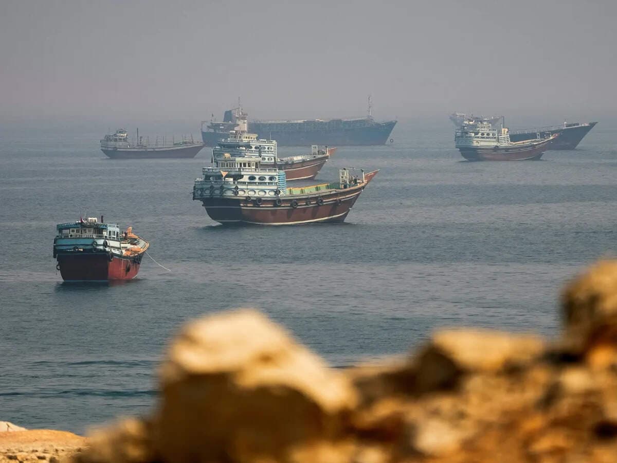 Shipping traffic via Strait of Hormuz stays below 10-day average, data shows
