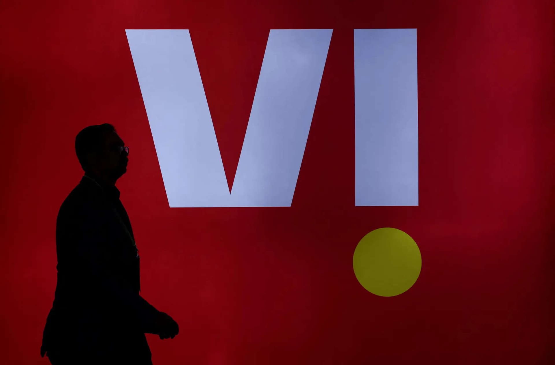 Going abroad? Vi offers free roaming for up to 3 trips a year