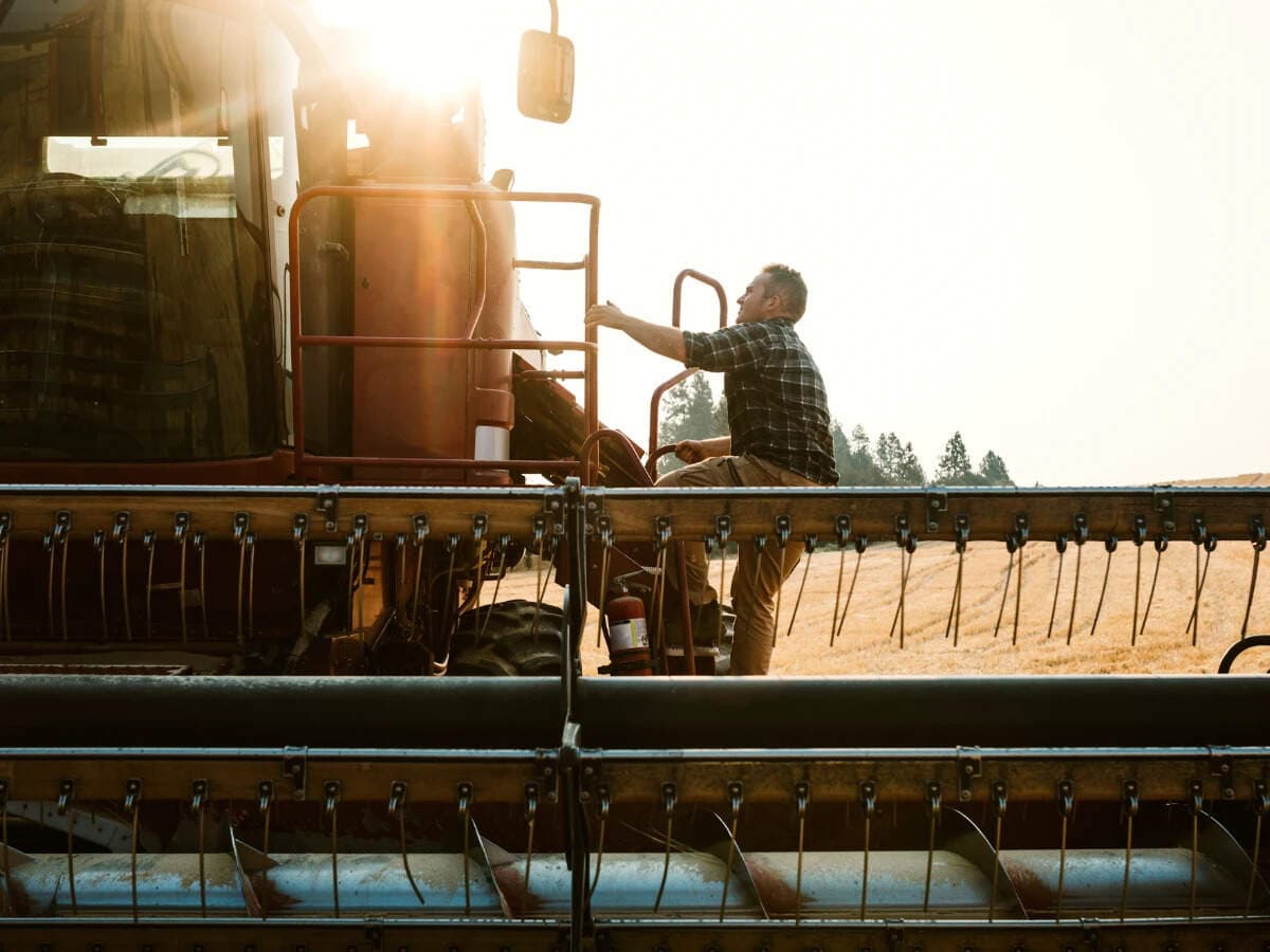 Fuel, fertiliser costs strain American farmers' support for Republicans in midterms