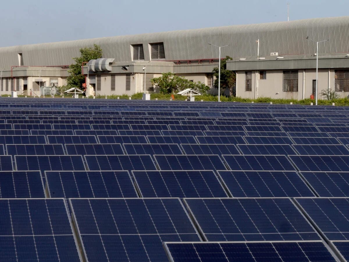 India wastes 1.8 billion units of renewable power amid shortages and dwindling coal stocks: Report