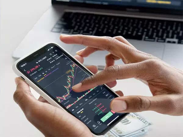 D-Street's proxy AI trade shines in a bleak year for stocks