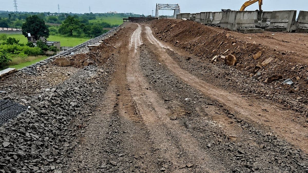 ₹2,600-Crore Ujjain–Garoth Highway Sinks For Second Time In 7 Months; 500-Metre Stretch To Be Rebuilt
