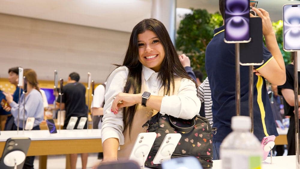 This Apple Trade Captures Profit In Either Direction The iPhone Maker's Stock Flies