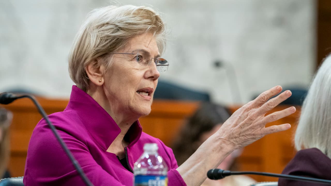 Elizabeth Warren's 2026 bill threatens private equity execs with 6 years in prison over hospital patient deaths