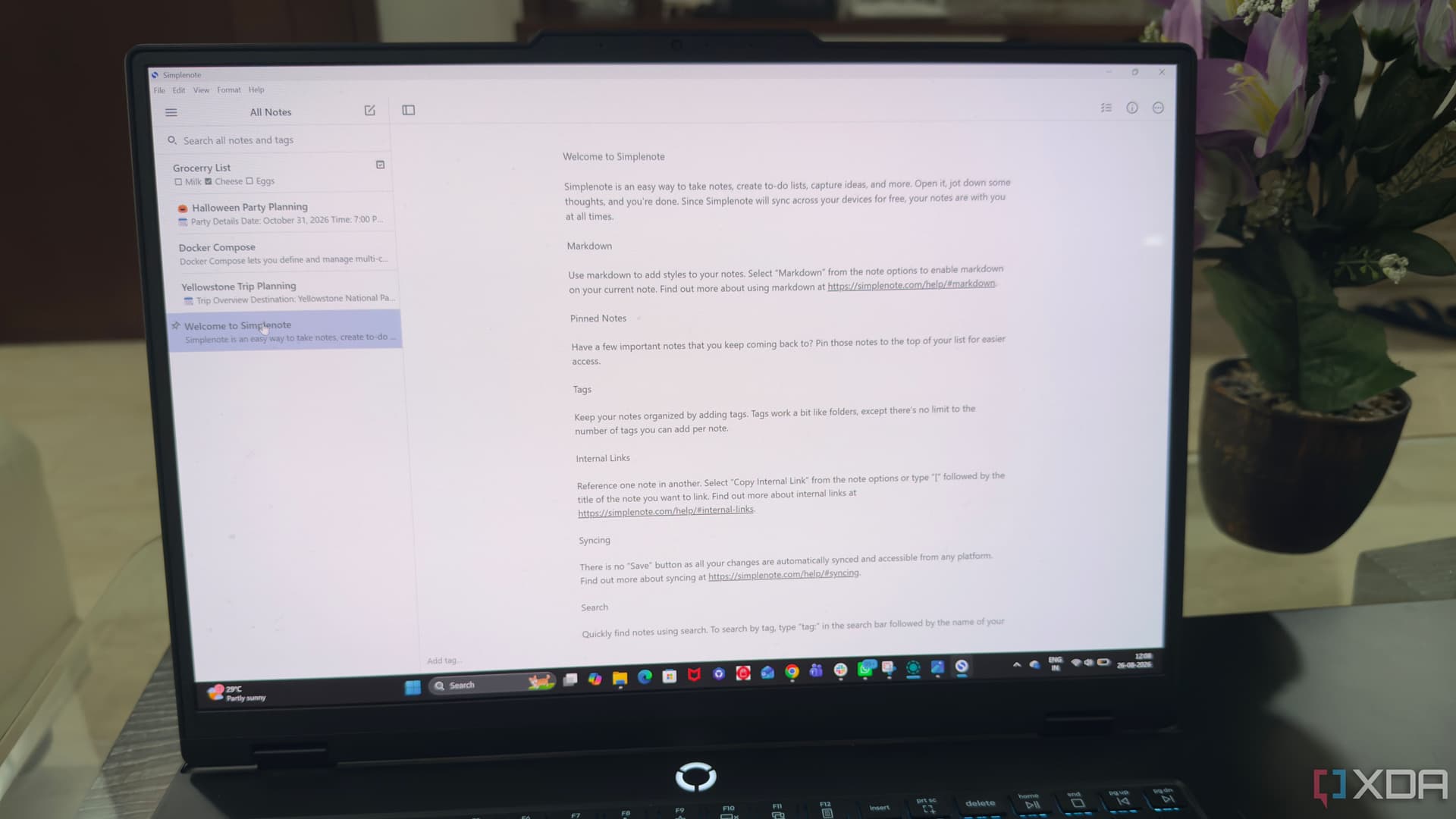 I tested 5 minimalist notes apps, and this one actually stuck