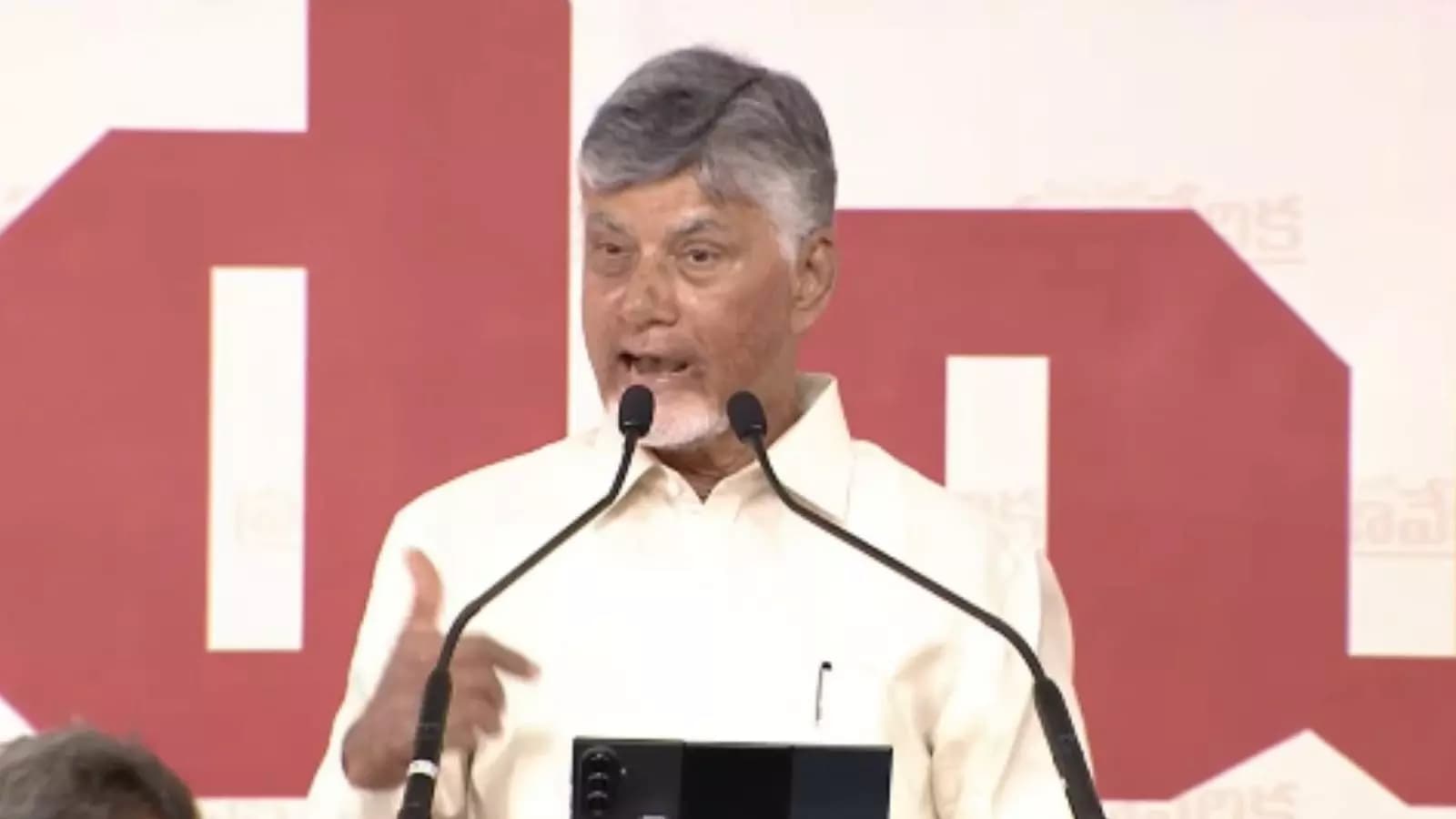Chandrababu : ఏకగ్రీవాలపై చంద్రబాబు స్ట్రాంగ్ రియాక్షన్