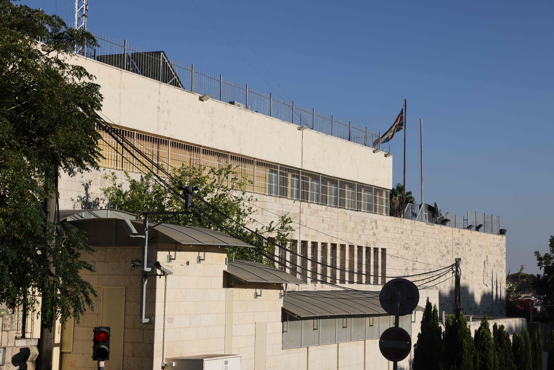 Israel Closes UK Consulate Over Settlement Sanctions