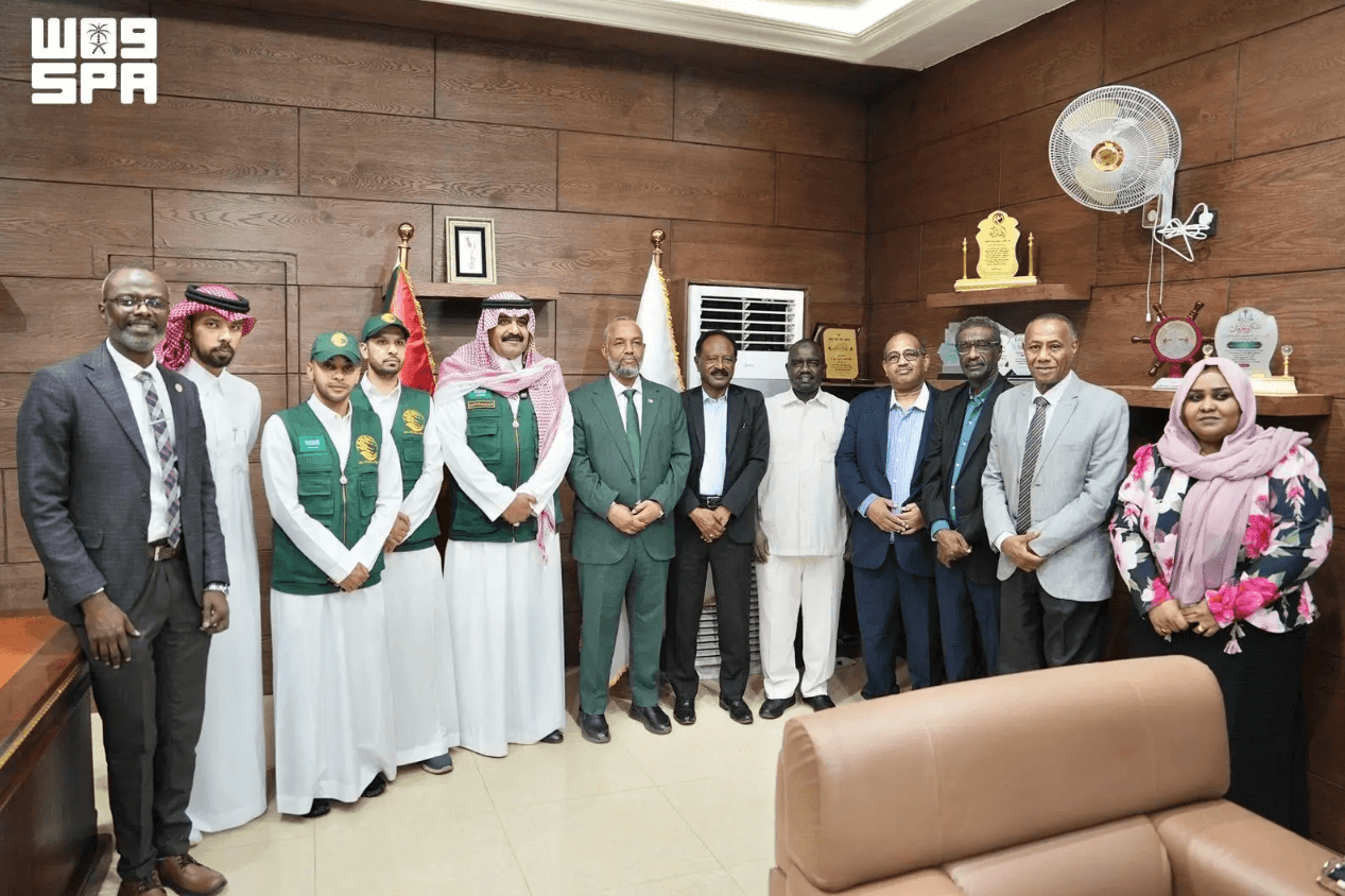 KSrelief delegation meets Sudanese health minister in Khartoum