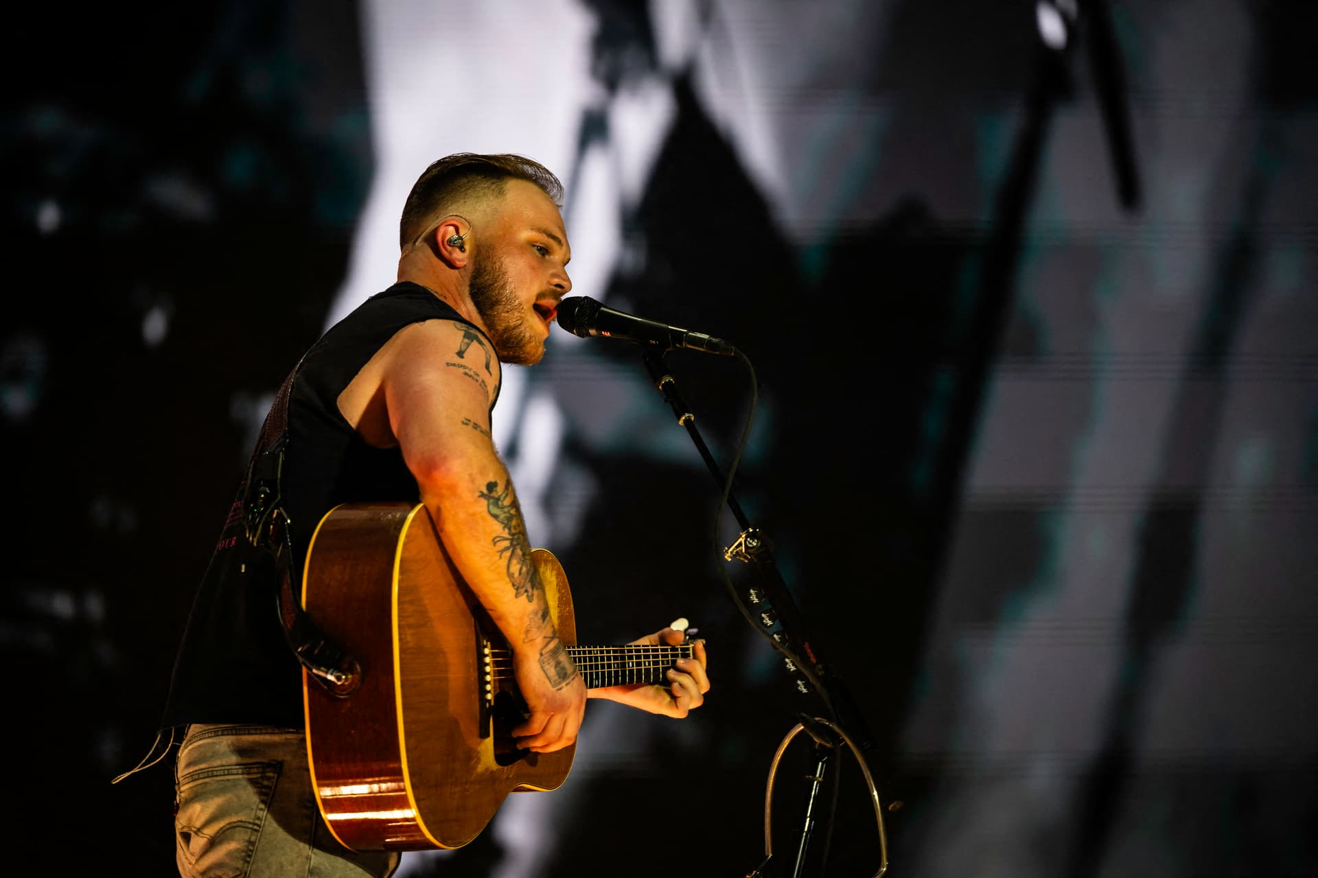 Zach Bryan wears ‘Free Palestine’ T-shirt at Kraft Group's stadium