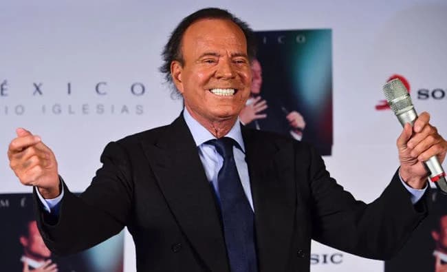 Spanish prosecutors back abuse probe into Julio Iglesias