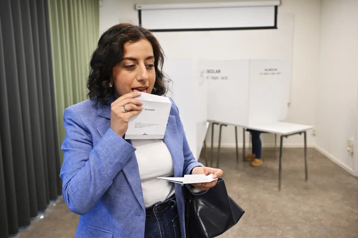 Early voting surge: Nearly a million Swedes cast ballots in first week