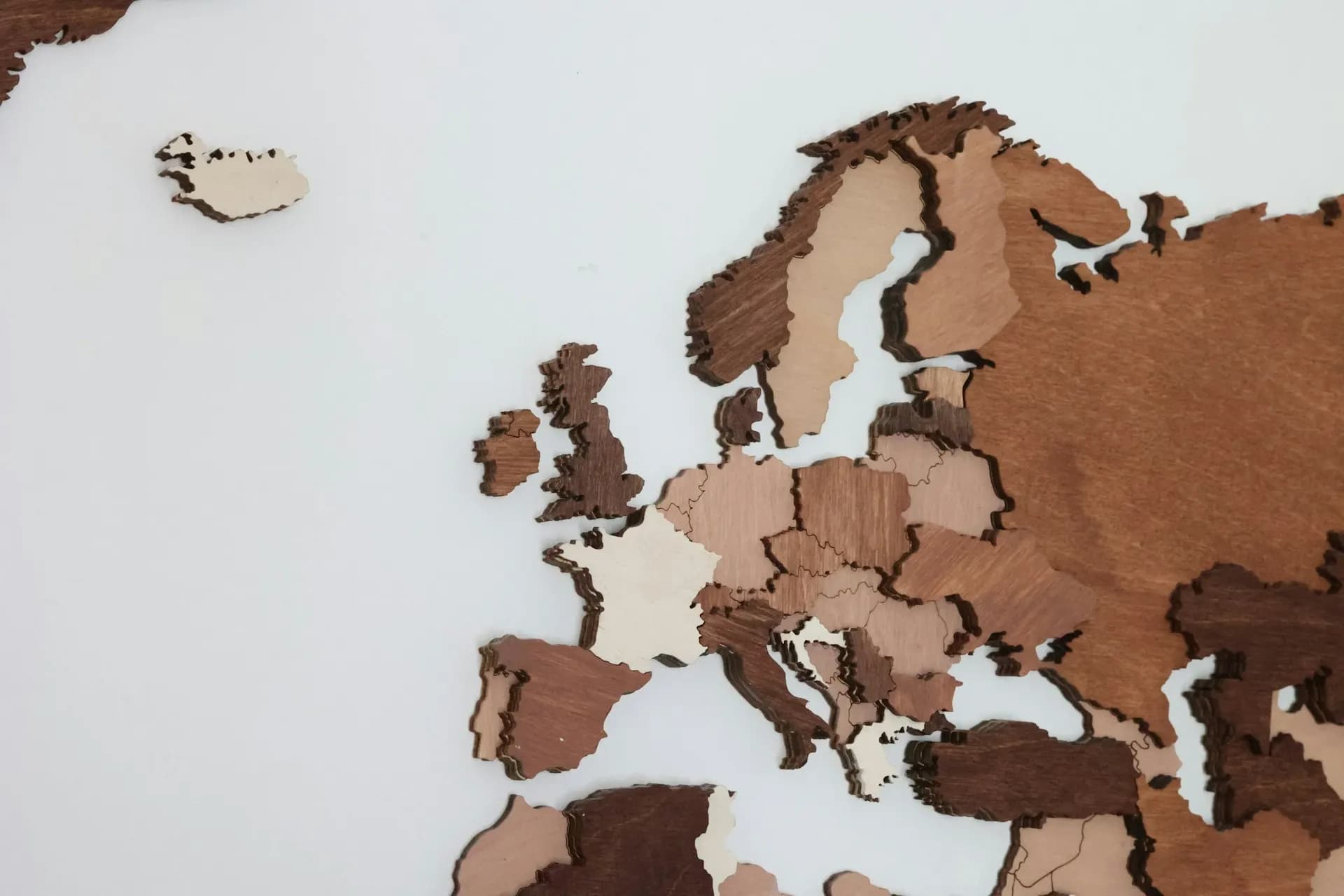 REVEALED: Number of residency permits issued in Europe reaches record high