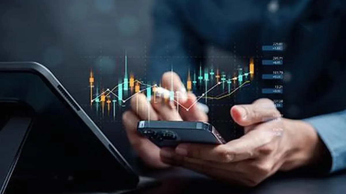 Dalal Street Eyes Cautious Open Amid Global Crosscurrents