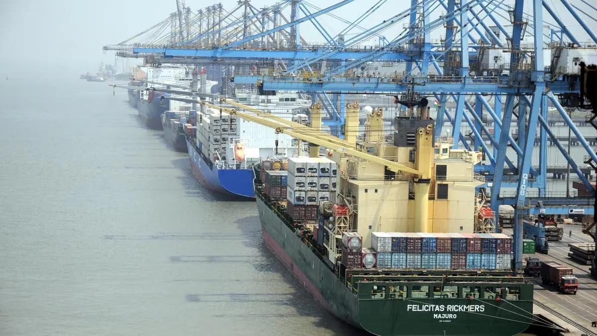 Maritime Milestone: JNPT Outpaces Global Giants in Container Growth