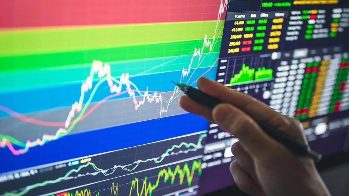 Movers & Shakers: Stocks that will see action this week