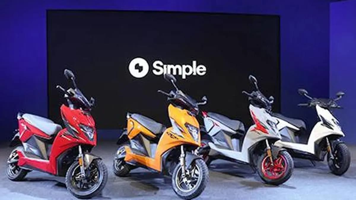 Simple Energy takes aim at family scooter market, targets 10,000-12,000 units a month by March 2027