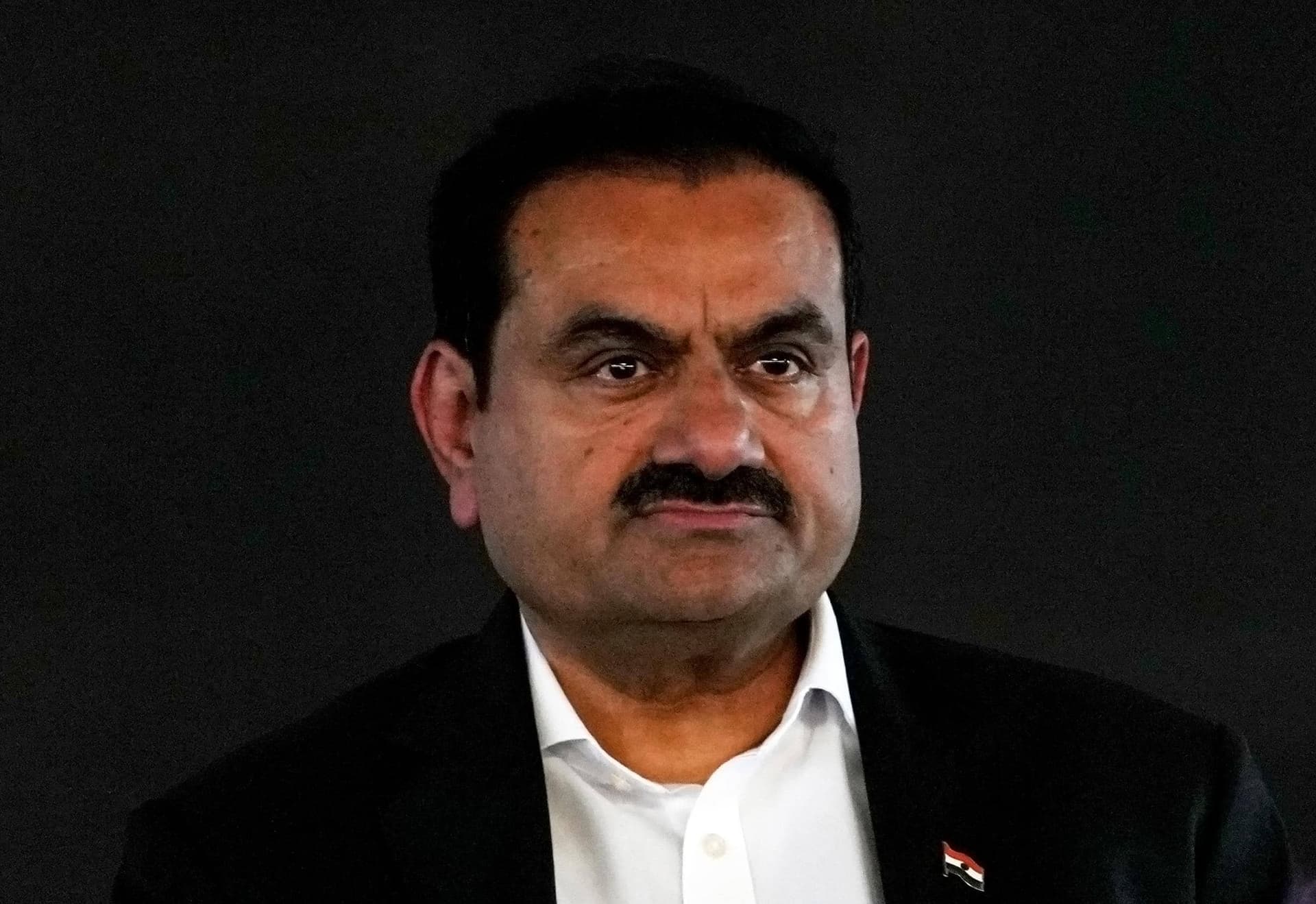 Adani Family Targets Massive $2.5 Billion Offshore Refinancing Loan