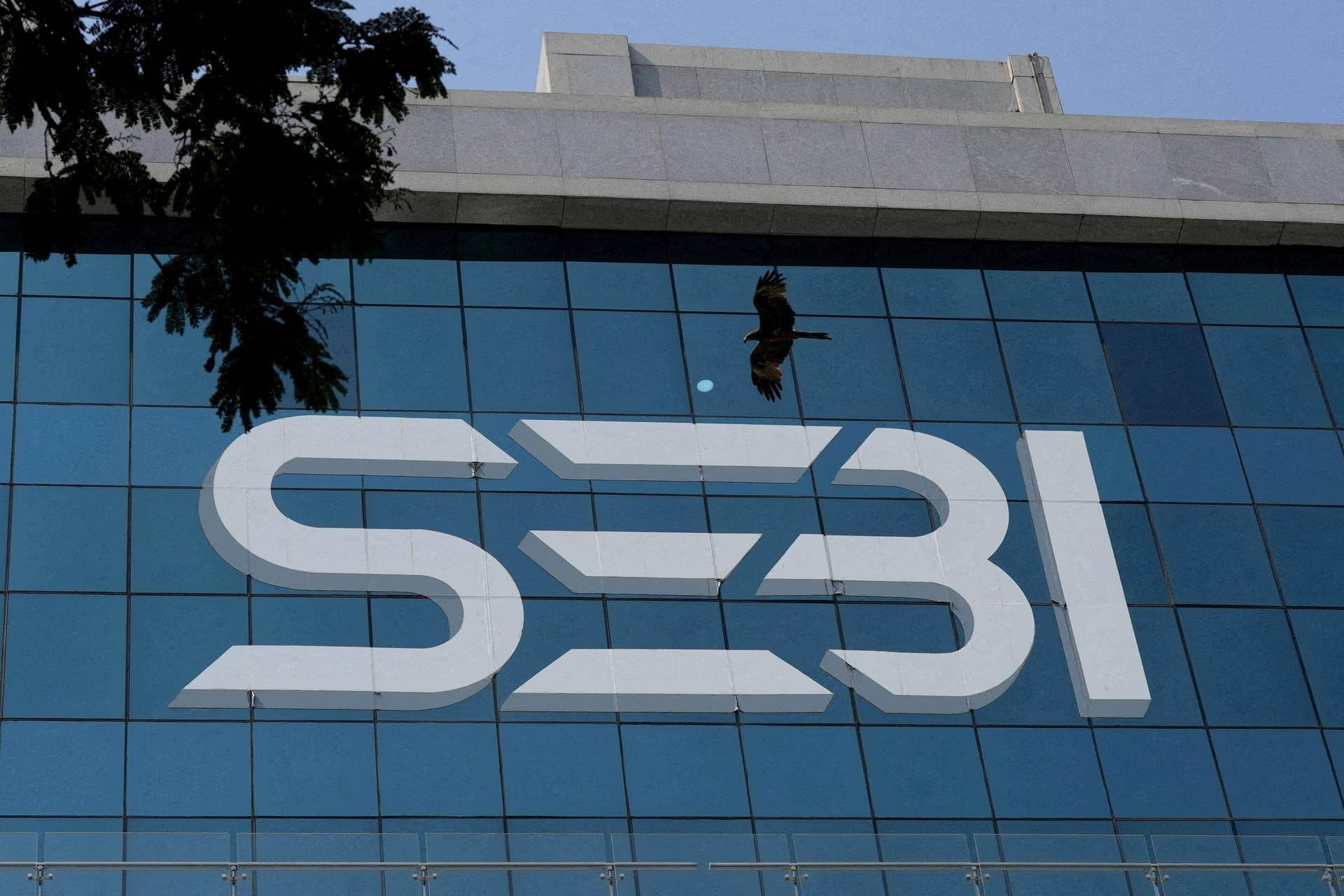 Sebi proposes easier director eligibility, norms for key MII officials