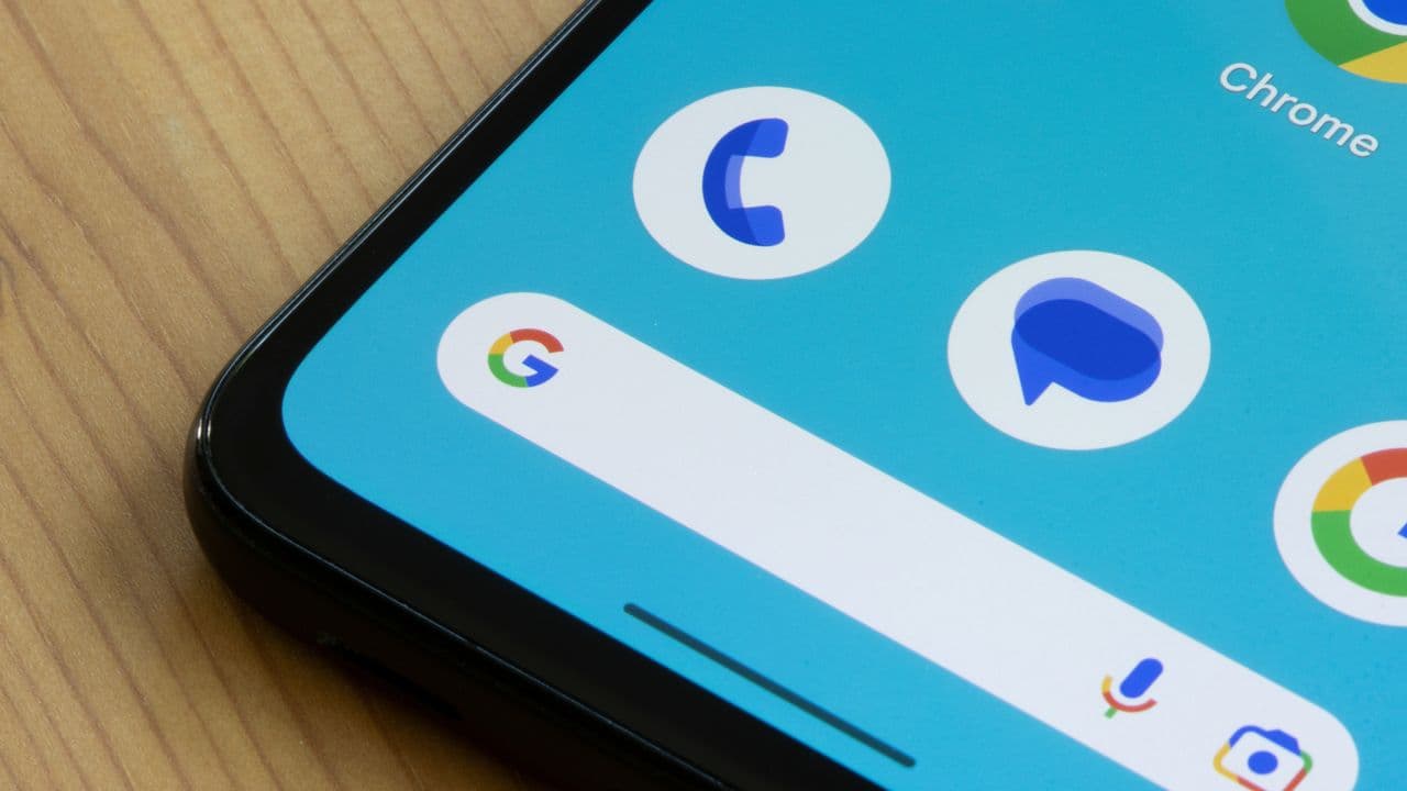Google Messages finally has custom backgrounds and themes — here’s how to personalize your chats
