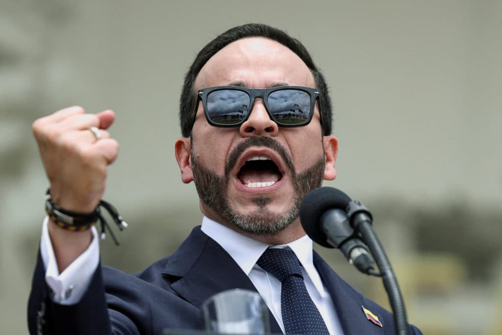 Colombia's president says soldiers killed a key dissident leader