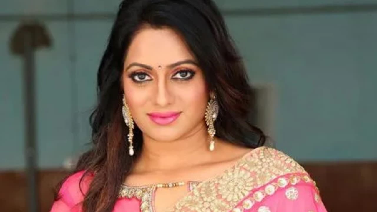 Uday Bhanu: కులాన్ని చూసి నన్ను దారుణంగా తొక్కేశారంటూ కన్నీళ్లు పెట్టుకున్న ఉదయ్ భాను!
