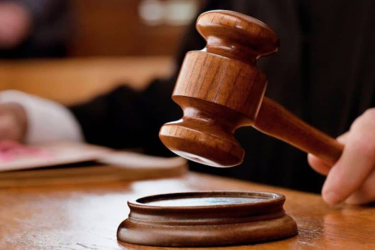 Finding Spouse In 'Compromising Position' Not Enough To Establish Adultery As Grounds For Divorce: HC
