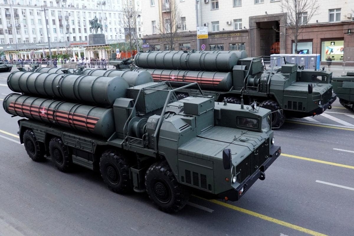 Russia Wants To Sell India 5 More S-400s: How Moscow's Firepower Could Fit Into Modi's Atmanirbhar Defence Push