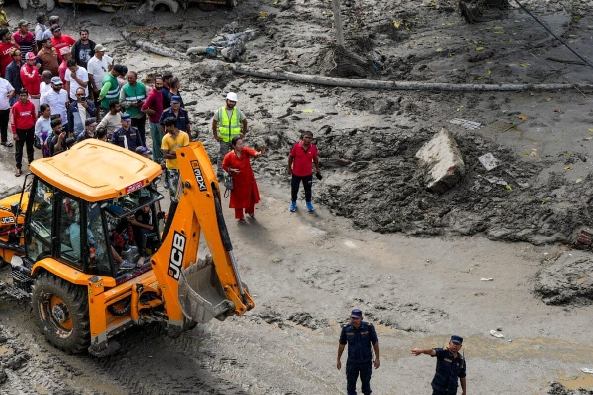 Nepal Flood Toll Nears 400 As Overflowing Lake Raises Fresh Fears; 290 Indian Nationals Missing