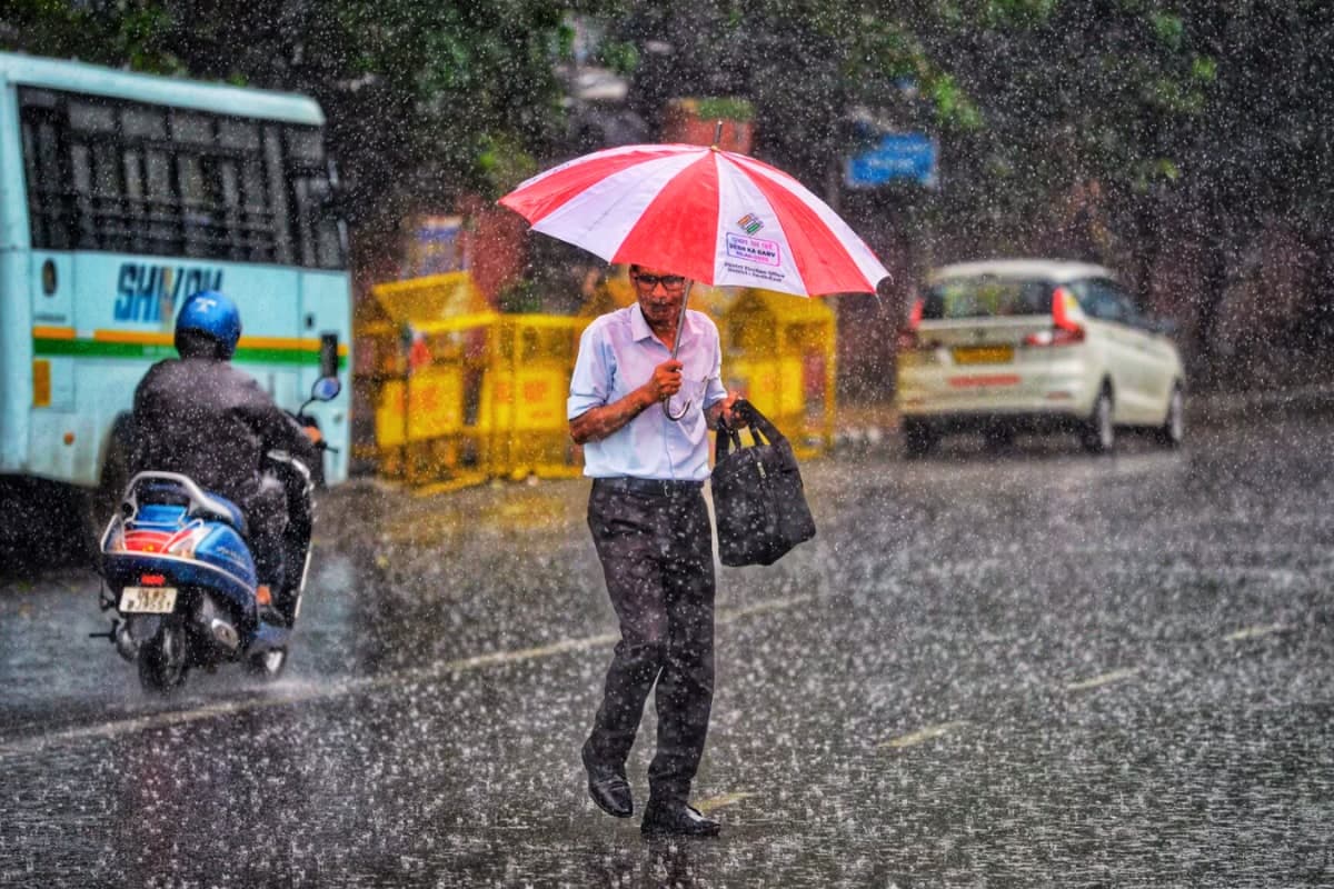 Delhi-NCR To See Another Wet Day; IMD Issues Yellow Alert For Rain, Thunderstorms