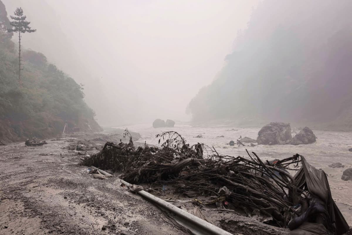 Tibet Flood Peril: Rescue Operations Halted as Barrier Lake Threatens Catastrophe