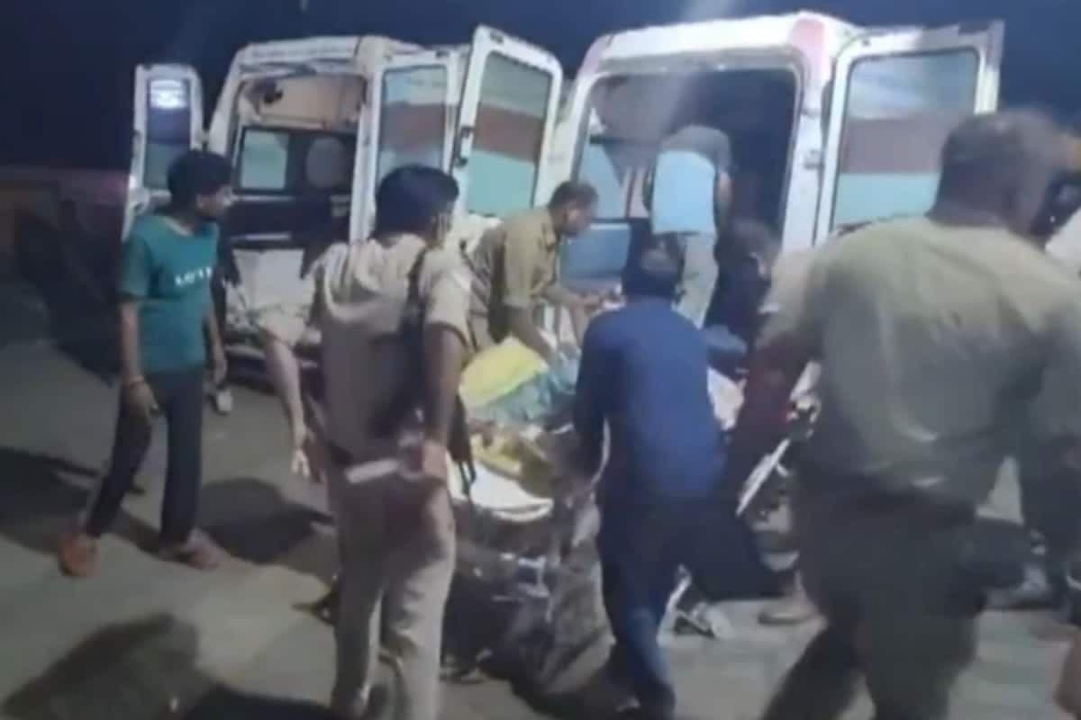 12 Pilgrims Killed As Pickup Vehicle Overturns After Hitting Divider In UP, Survivor Recounts Horror