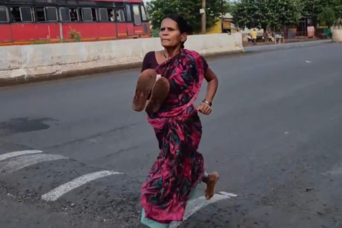 Slipper Came Off, But She Kept Running: Beed Woman Wins Marathon Barefoot To Fund Daughter's Dream