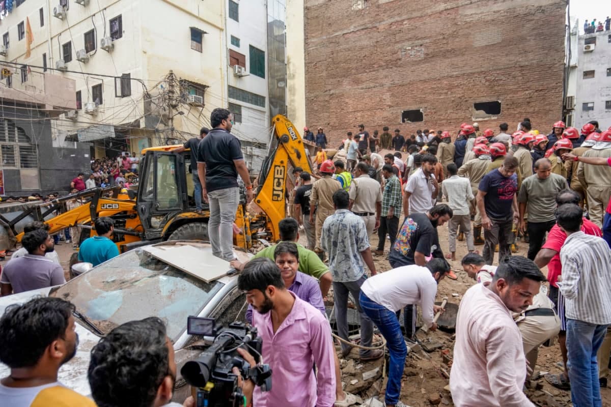 No PG Licence, No Fire NOC Below 15m: Delhi's Rules Failed To Keep Up With Satya Niketan's Student Boom