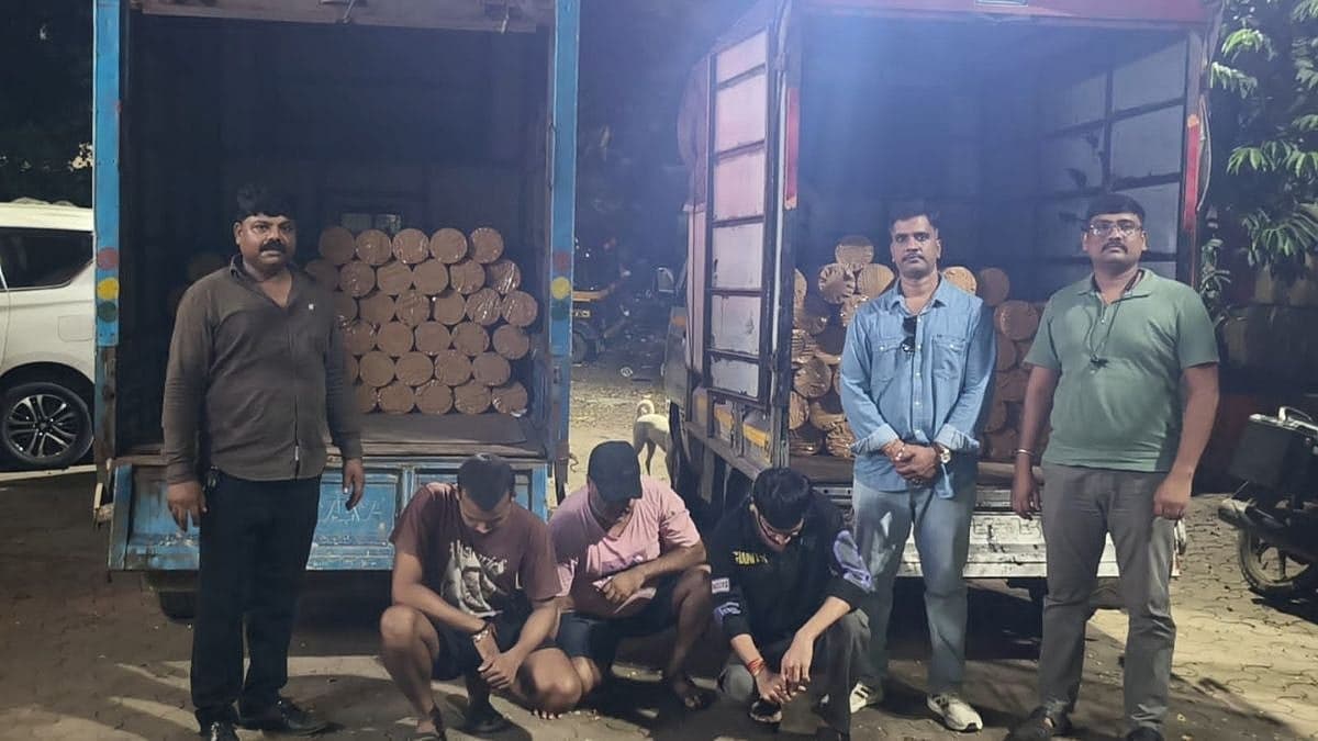 Kalyan Crime Branch Raids Dombivli Shed, Seizes Liquor Worth ₹7.22 Lakh; 3 Held