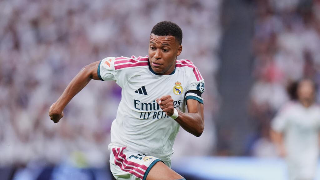 Before Champions League, Kylian Mbappé campaigns for Ballon d'Or
