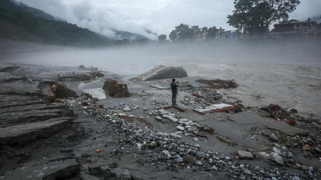The week in pictures: Nepal rescue operations, World Nomad Games and Russian strikes on Kyiv