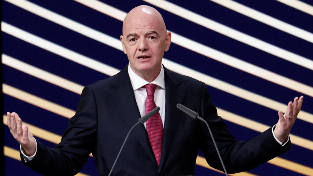 French football chiefs withdraw backing for Fifa boss Infantino