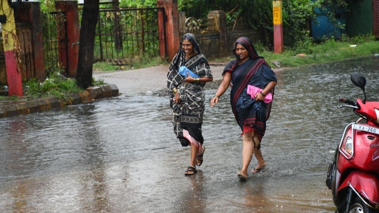 ಇಂದಿನಿಂದ ಮುಂದಿನ 6 ದಿನ ಈ ಜಿಲ್ಲೆಗಳಲ್ಲಿ ಮಳೆ; ಗಂಟೆಗೆ 30-40 km ವೇಗದಲ್ಲಿ ಗಾಳಿ