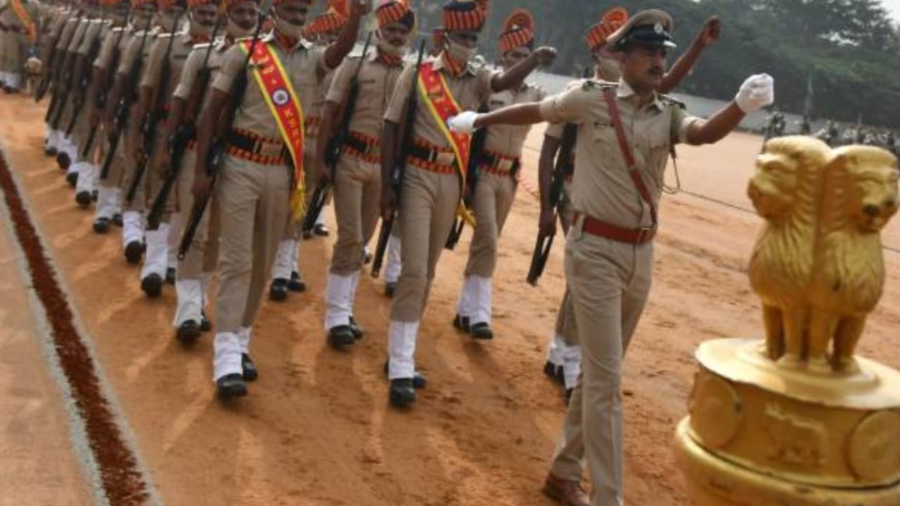 69 ಇನ್ಸ್ಪೆಕ್ಟರ್ಗಳಿಗೆ ಸ್ಥಳ ನಿಯುಕ್ತಿ, 18 ಡಿವೈಎಸ್ಪಿಗಳ ವರ್ಗಾವಣೆ ಮಾಡಿ ಪೊಲೀಸ್ ಇಲಾಖೆ ಆದೇಶ